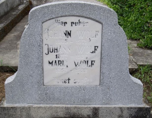 Wolf Johann 1877-1930 Wolf Johann 1905-1971 Grabstein